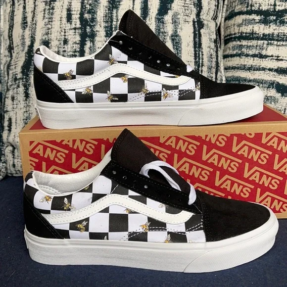 Vans Shoes Vans Old Skool Bee Checkerboard Blacktrue White